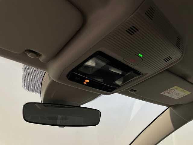 Volkswagen Golf 8ª serie 1.0eTSI 110CV DSG Life (MHEV) - IVA ESPOSTA