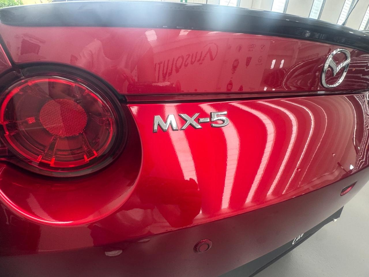Mazda MX-5 2.0L Skyactiv-G Sport 2.0