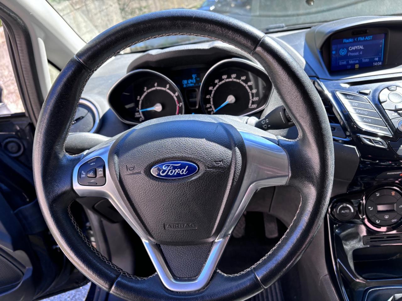 Ford Fiesta 1.0 EcoBoost 100CV 3 porte Black & White Edition