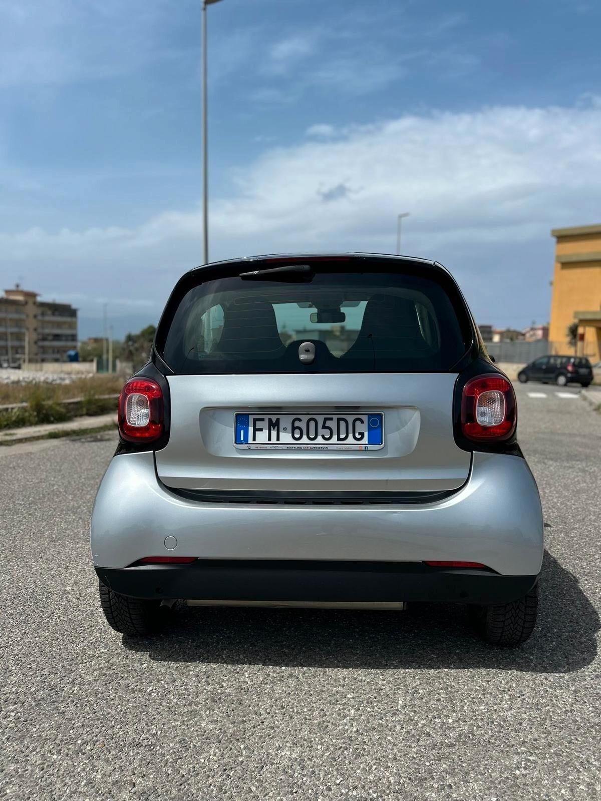Smart Fortwo Coupé 1.0 71 CV Euro 6