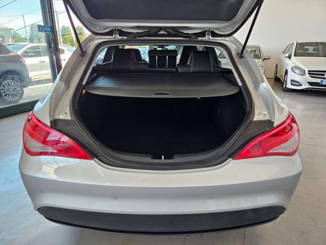 Mercedes-Benz CLA 200 2017 Premium AUTOMATICO 136CV