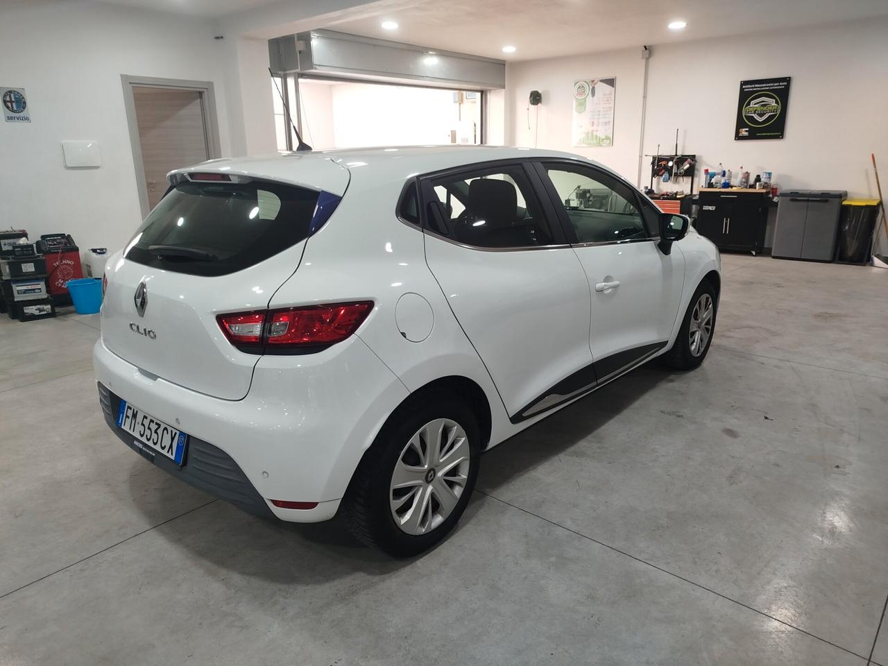 Renault Clio dCi 8V 75 CV Start&Stop 5 porte Energy Intens