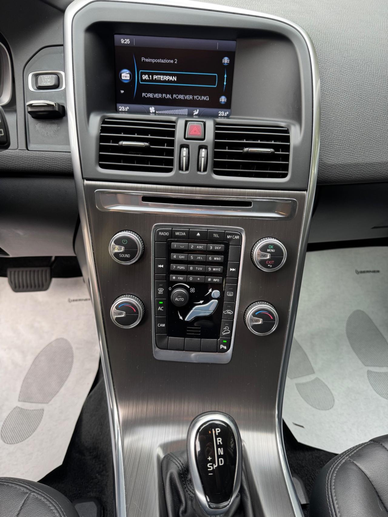 Volvo XC 60 XC60 D4 AWD Momentum
