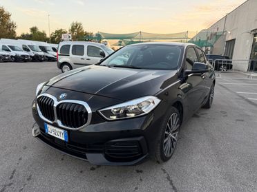 Bmw 120 xDrive 5p. Business Advantage