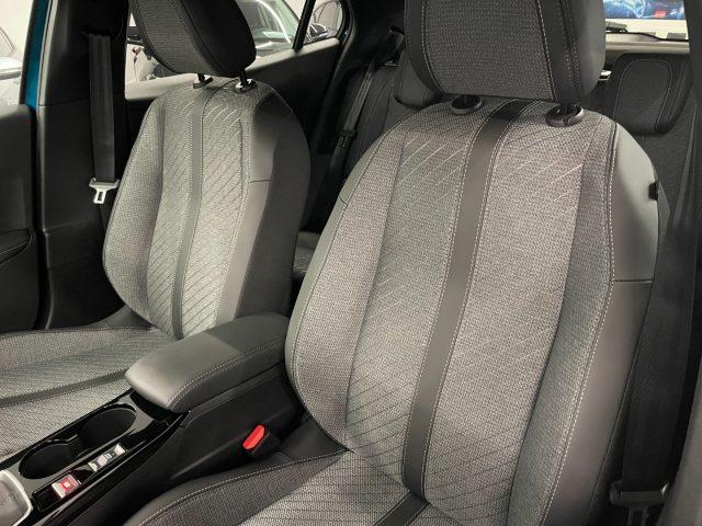 PEUGEOT 2008 1.2 PureTech 100 CV Allure Pack Nav/Visio KM0 MY26