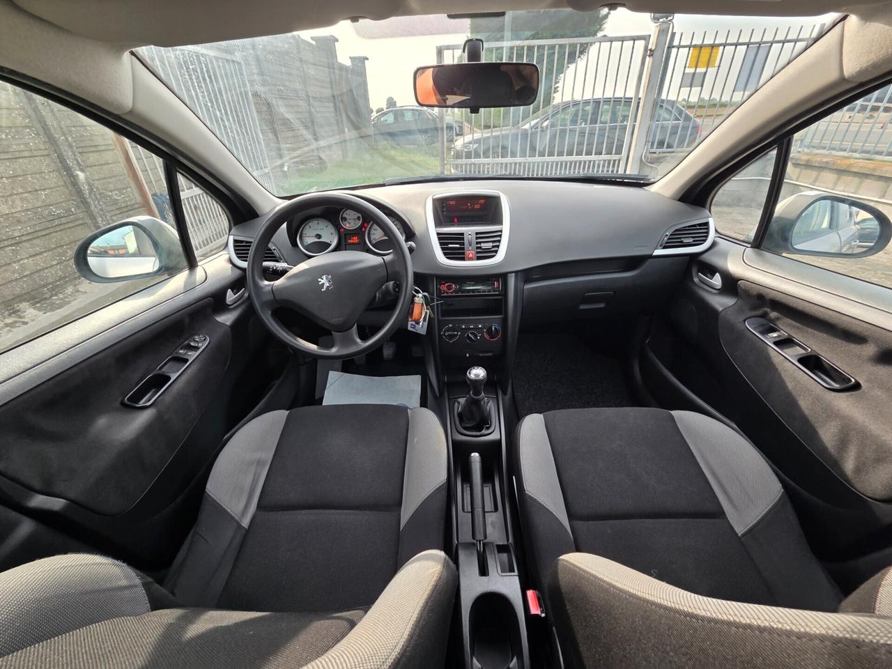 Peugeot 207 1.6 HDi 90CV 5p. XS