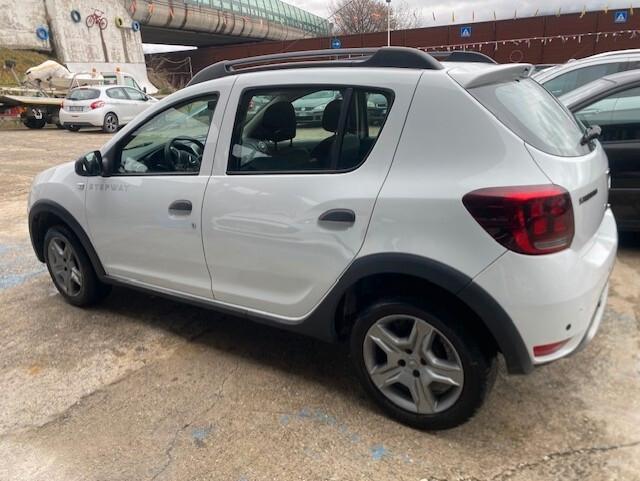 Dacia Sandero 0.9 TCe 12V TurboGPL 90CV Start&Stop Lauréate