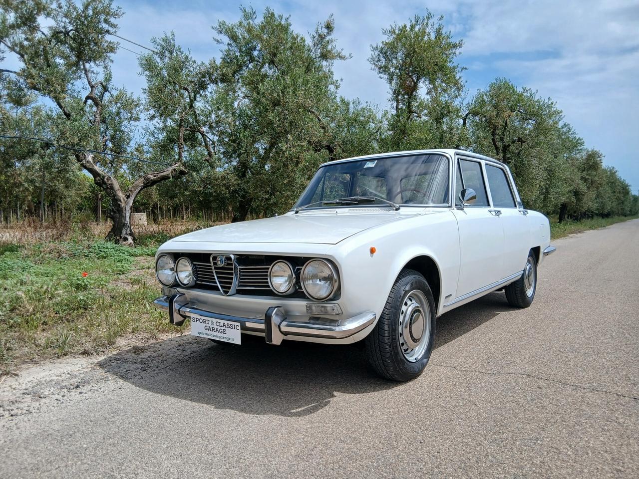 Alfa Romeo 1750 Berlina