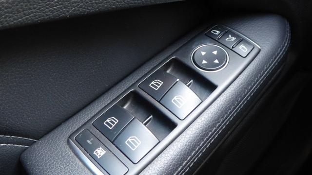 MERCEDES-BENZ E 220 BlueTEC S.W. Automatic Sport