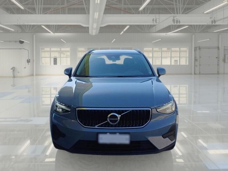 VOLVO XC40 T2 ESSENTIAL SUV
