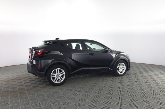 TOYOTA C-HR C-HR 1.8 Hybrid E-CVT Business