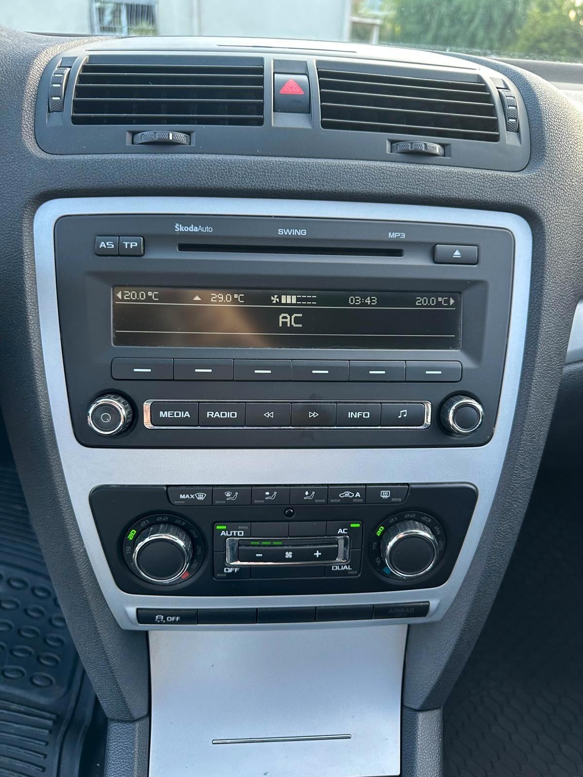 Skoda Octavia 1.6 TDI CR F.AP. Elegance-01/2012