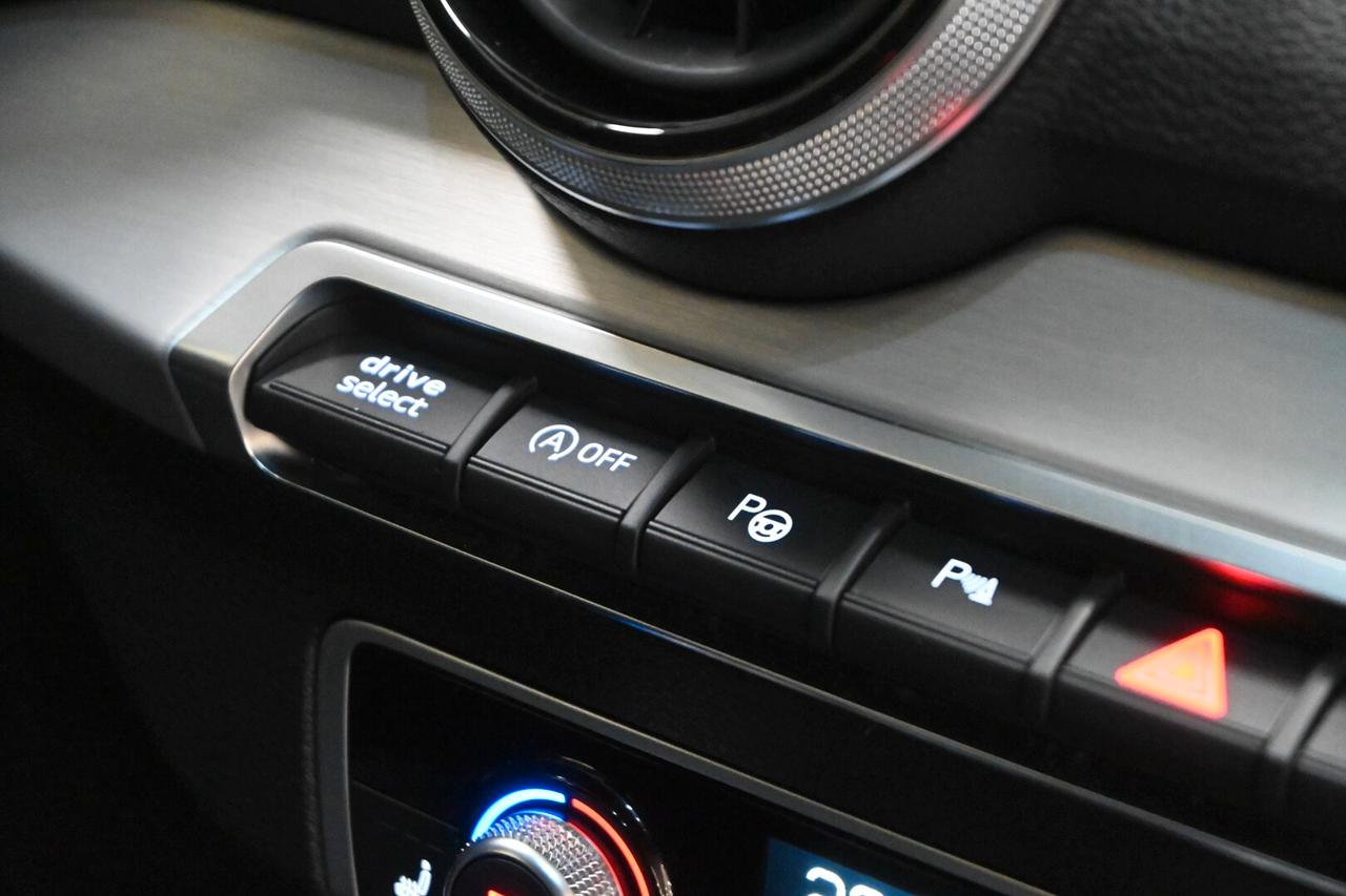 AUDI Q2 Q2 30 TDI S line Edition