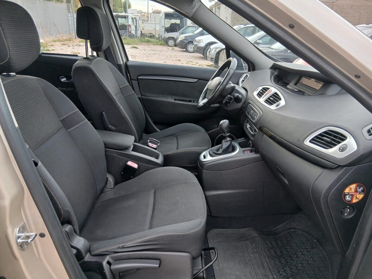Renault Scenic Scénic 1.5 dCi 110CV Dynamique