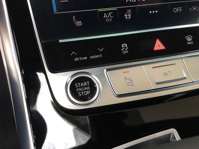 Audi Q8 S line edition 50 TDI quattro tiptronic TETTO+22"+MATRIX S-LINE