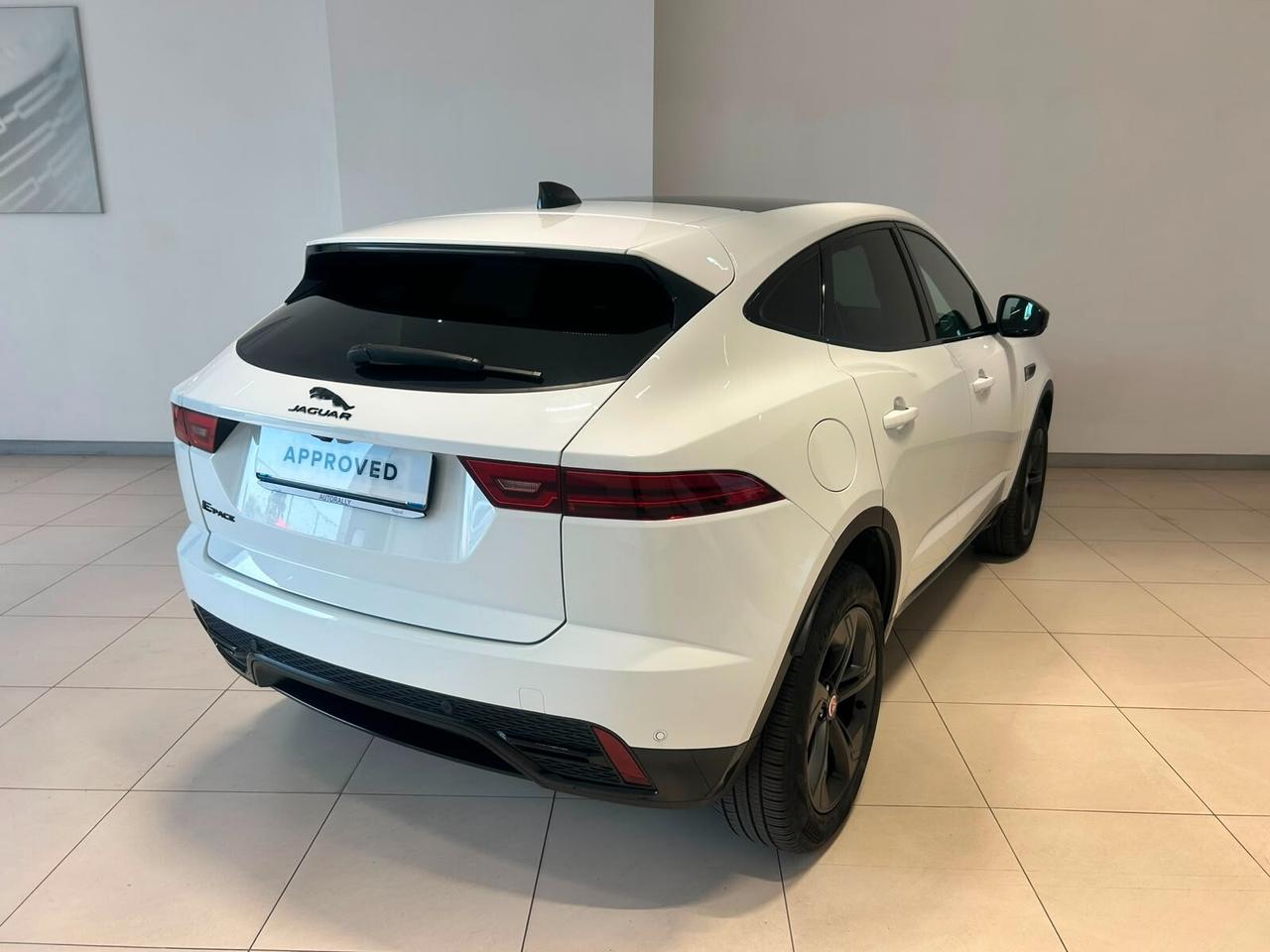 Jaguar E-Pace 2.0D 163CV AWD Auto R-Dynamic Black Edition PROMO 3,95%