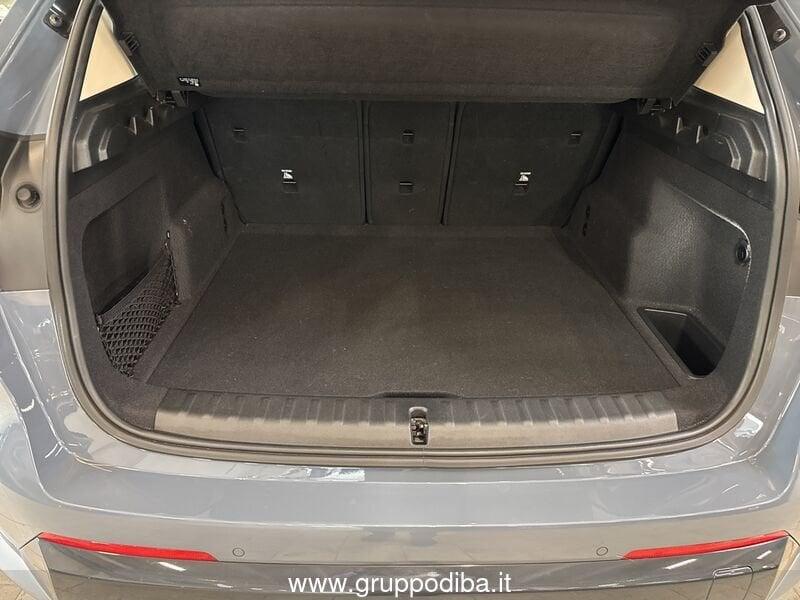 BMW X1 U11 sdrive18d X-Line auto