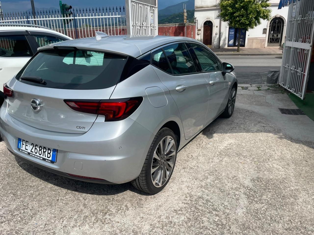 Opel Astra 1.6 CDTi 5 porte Business