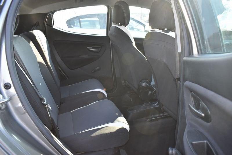 Lancia Ypsilon Ypsilon 1.2 8v Gold ecochic Gpl 69cv