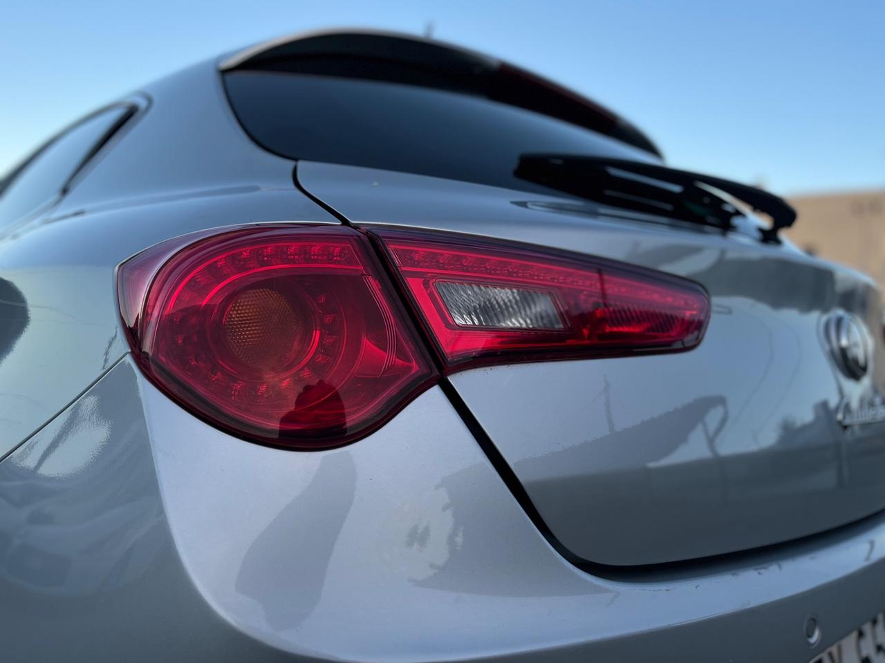 Alfa Romeo Giulietta 1.4 Turbo MultiAir TCT Exclusive