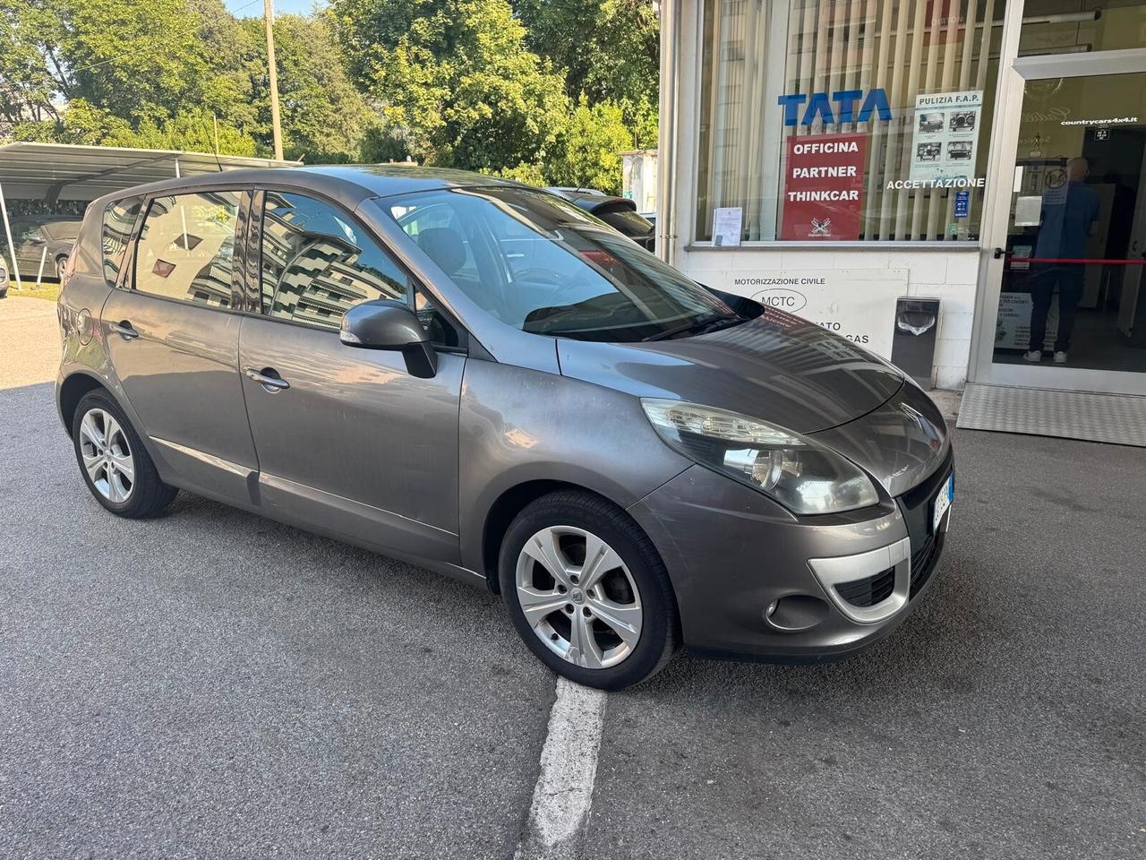 Renault Scenic Scénic X-Mod 1.5 dCi 110CV EDC Luxe