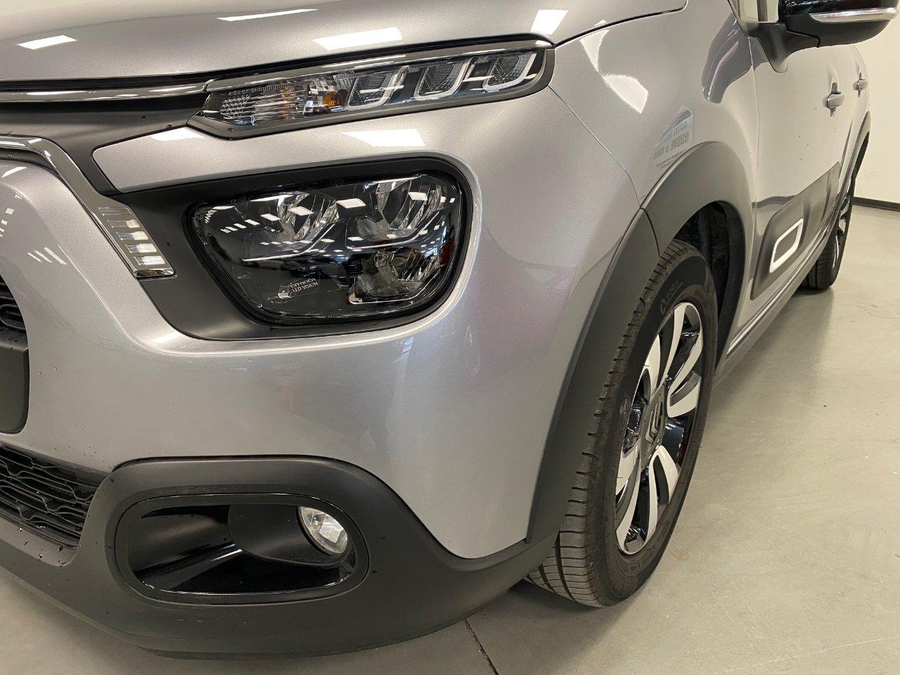 Citroen C3 1.2 Shine s&s 83cv 13000km Come Nuova!