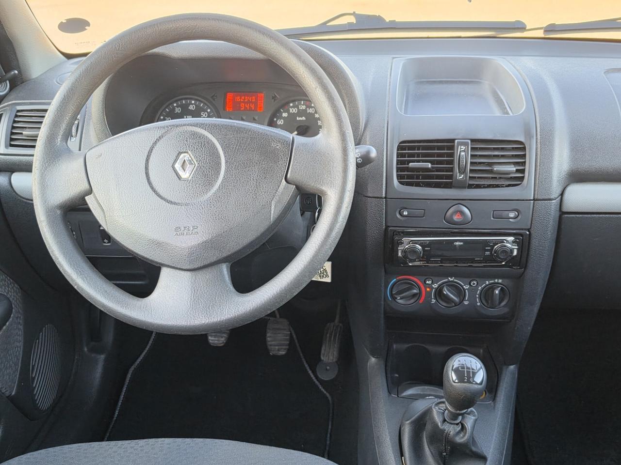 Renault Clio 1200 benzina gpl