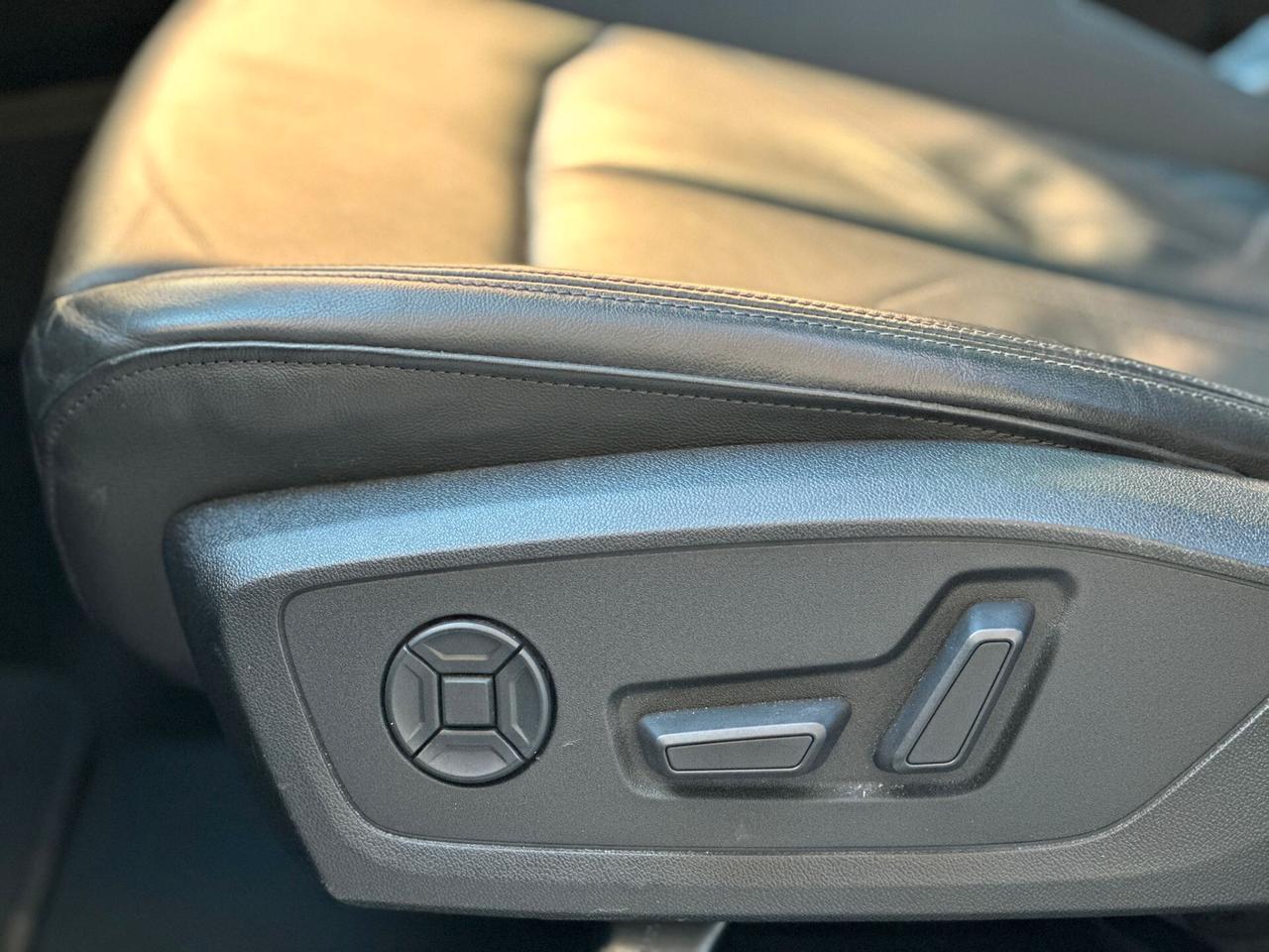 Audi Q3 2.0 TDI S tronic Advanced TETTO/FULL