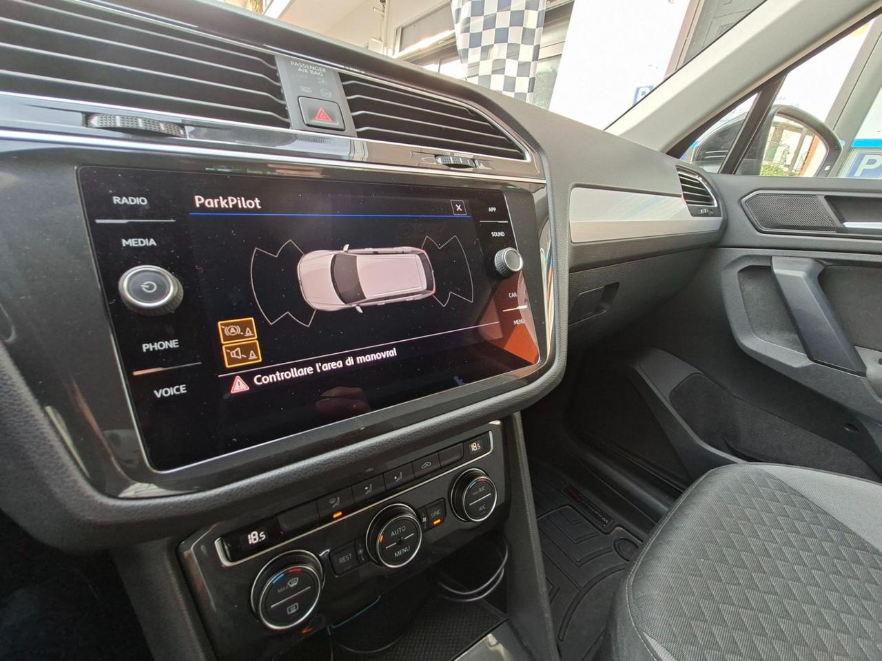 Volkswagen Tiguan 1.5 tsi Style 130cv R-line