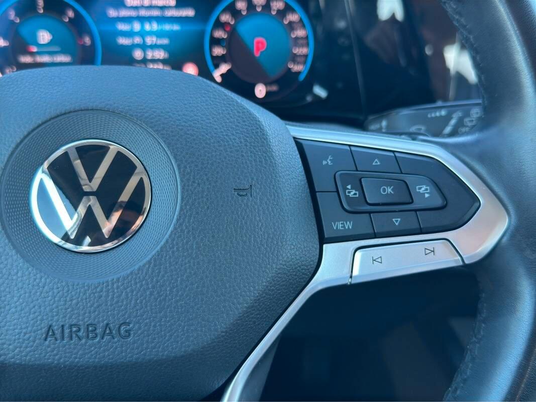 Volkswagen Golf 2.0 tdi Life 150cv AUTOMATICA E CARPLAY