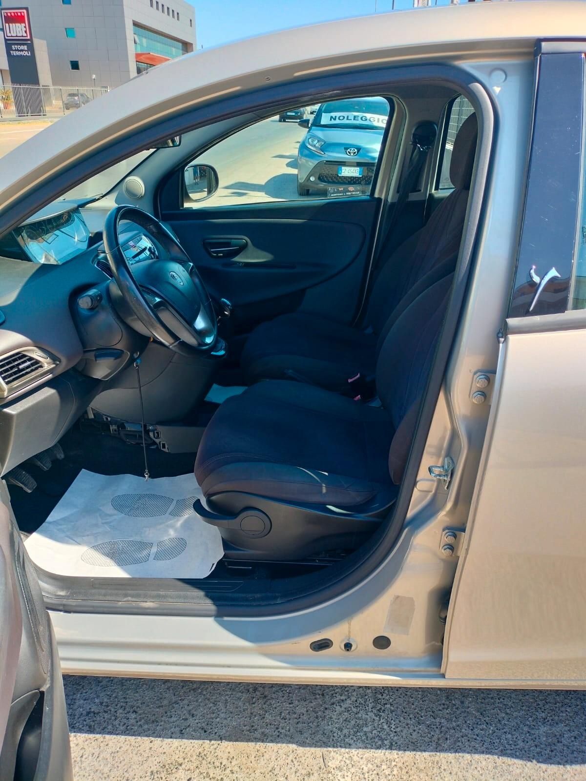 Lancia Ypsilon 1.3 MJT 16V 95 CV 5 porte S&S Platinum