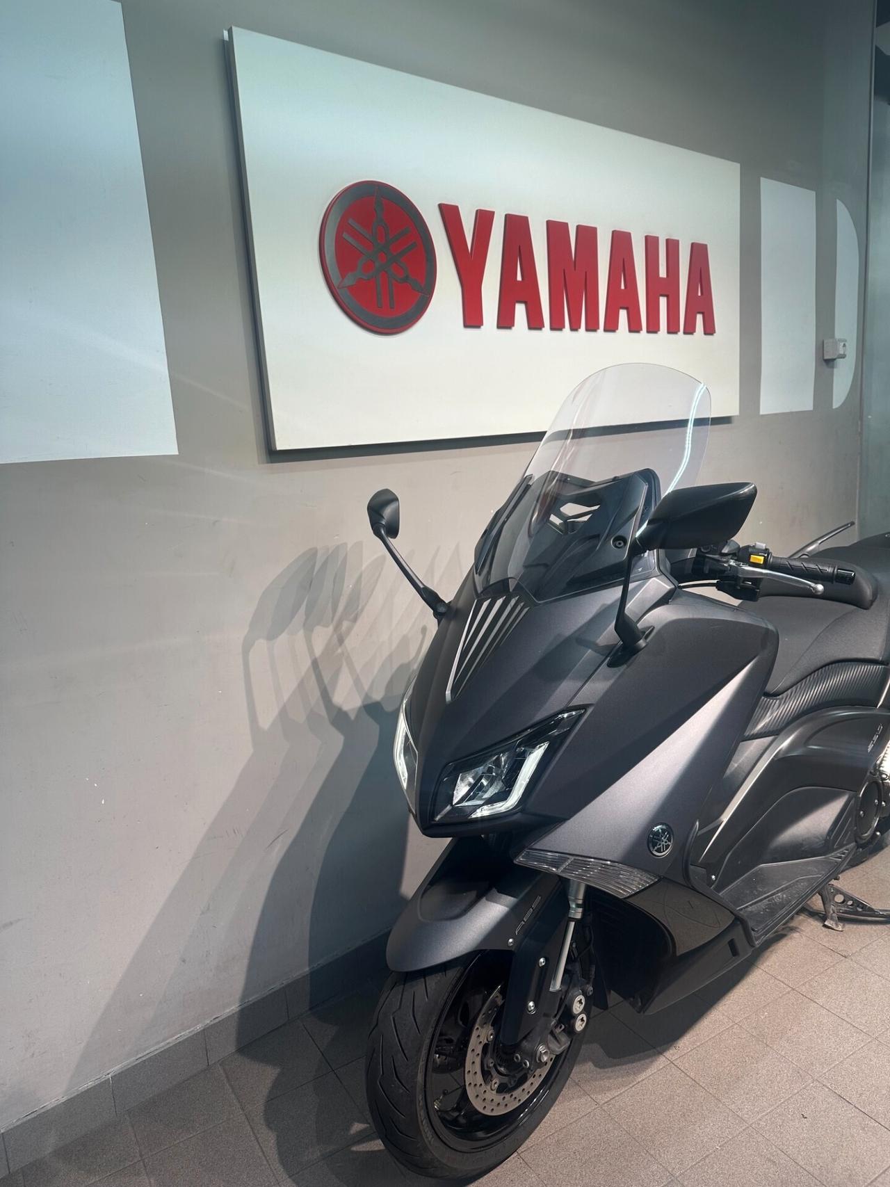Yamaha TMAX 530