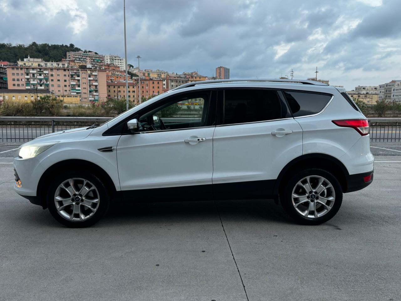 Ford Kuga 2.0 TDCI 163 CV 4WD Powershift Tit. 2013
