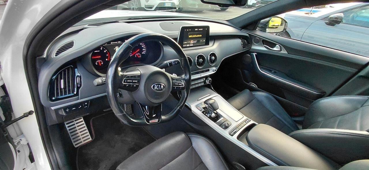 Kia Stinger 3.3 T-GDI AWD AT8 GT