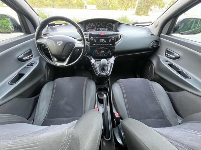 LANCIA Ypsilon 1.2 69 CV 5 porte S&S Silver