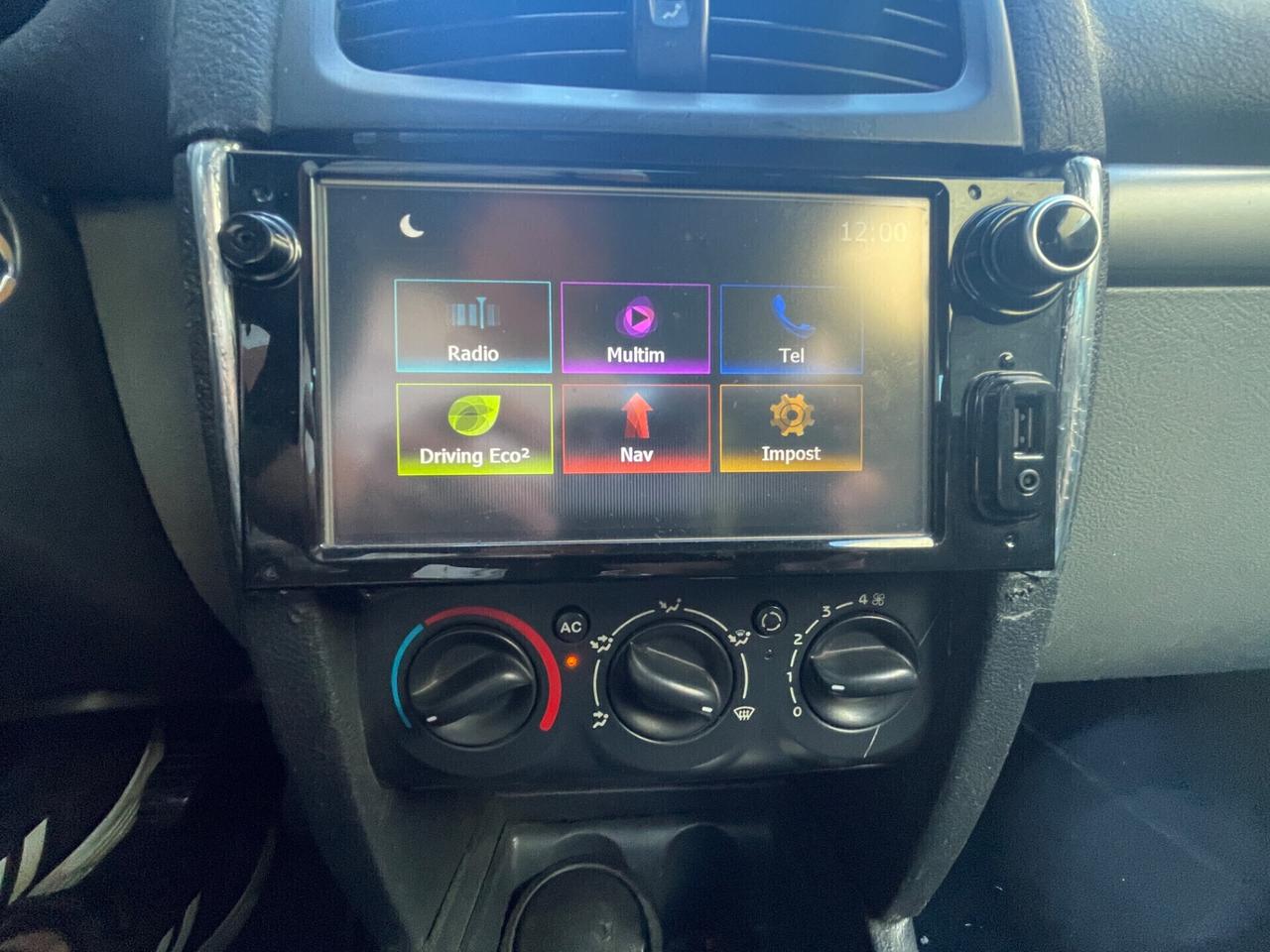 Renault Clio 1.4 16V benzina neopatentati