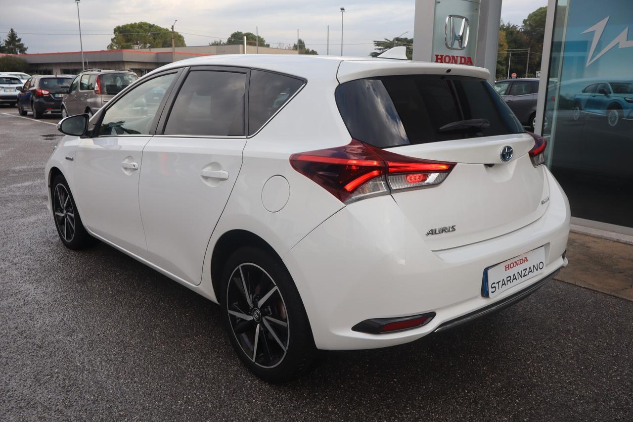 Toyota Auris 1.8 Hybrid Style