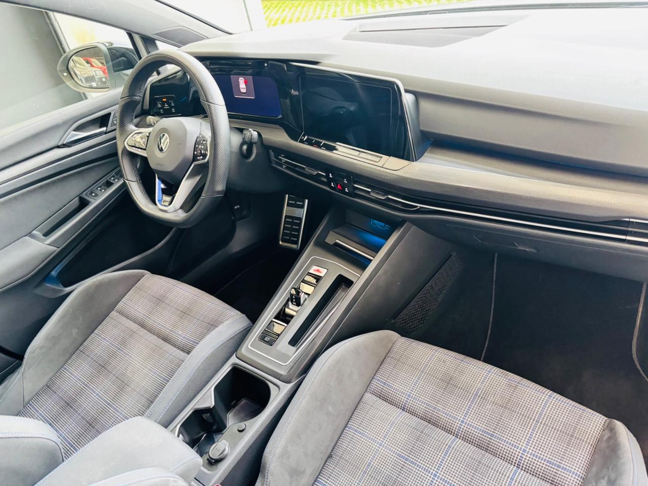 Volkswagen Golf 1.4 Plug-In Hybrid DSG GTE 245 cv