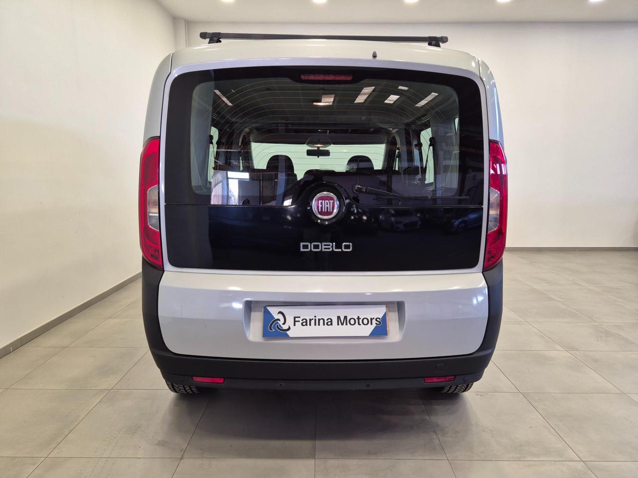 Fiat Doblo 1.4 16v Pop 95cv -NEOPATENTATI - UNIPROPRIETARIO - Sens. Park.