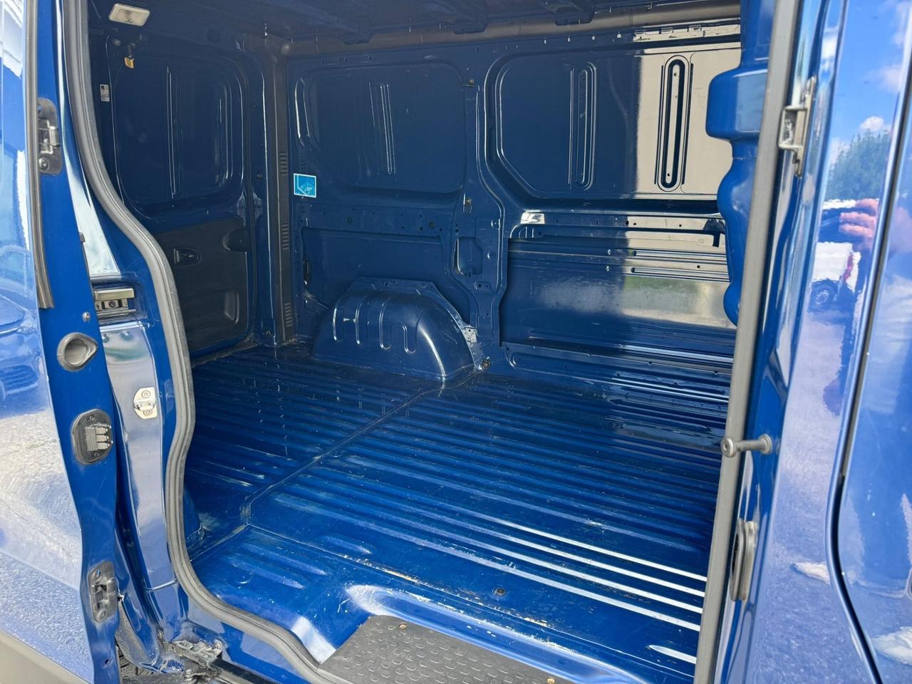 Renault Trafic T29 2.0 dCi 120CV PC-TN Furgone Ice