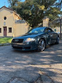 Audi TT 3.2 V6 quattro Book Service Tagliandi Certificati