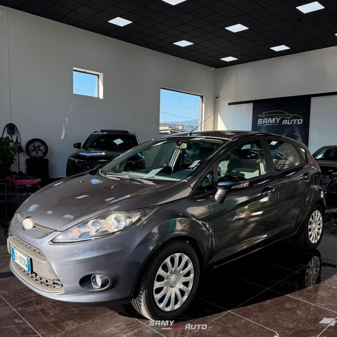 Ford Fiesta 1.4 TDCi 70CV 5 porte Titanium