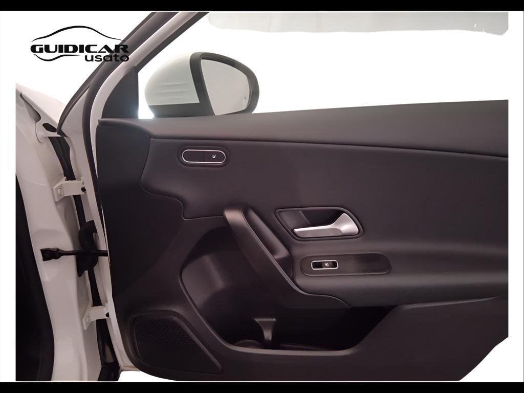 Mercedes-Benz Classe A - W177 2023 - A 180 d Advanced auto