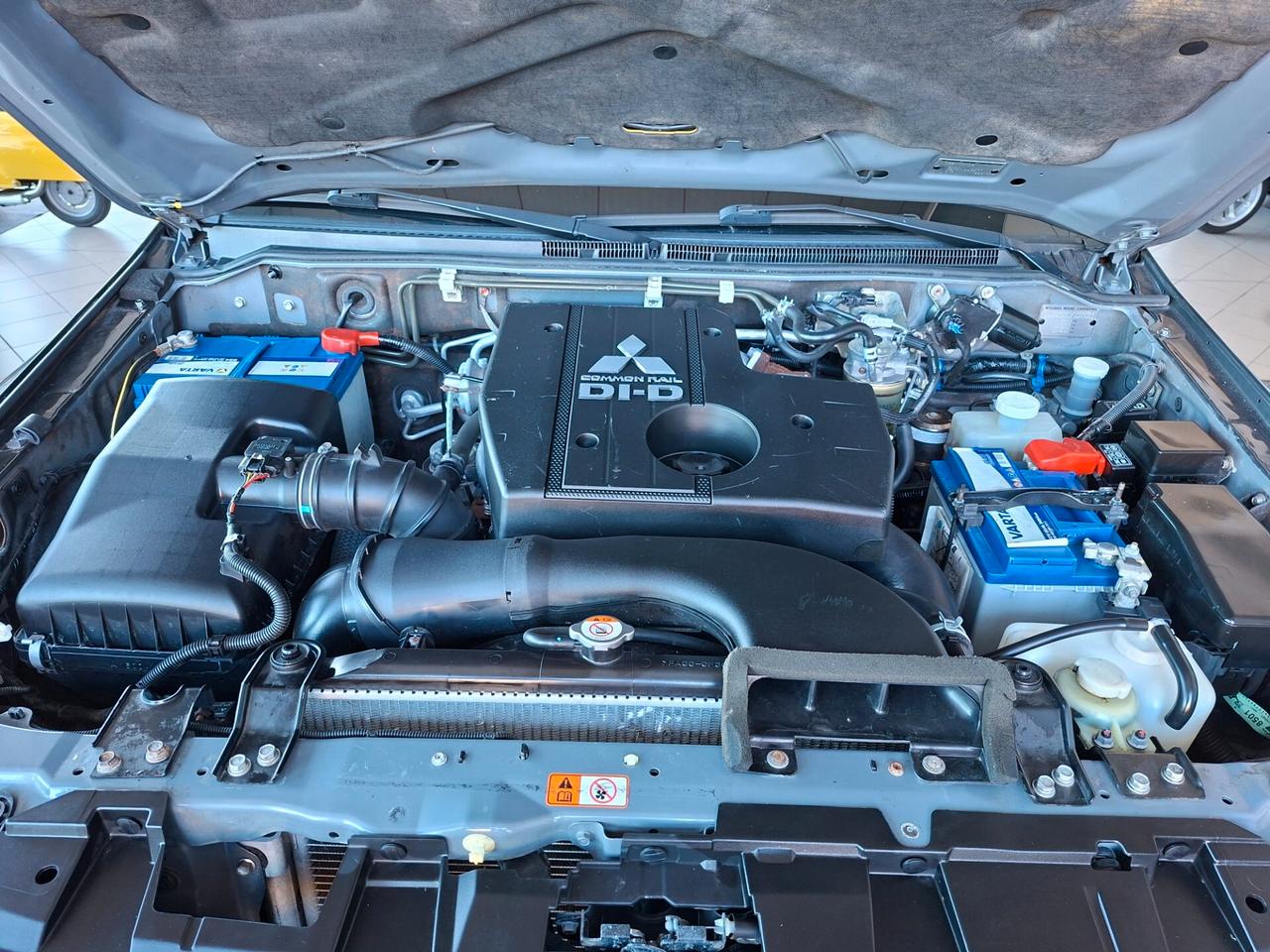 Mitsubishi Pajero 3.2 DI-D 16V 3p. Invite DPF