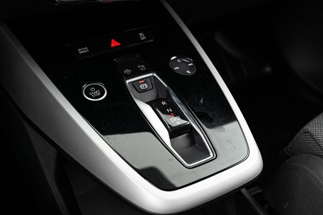 Audi Q4 e-tron 45 quattro Black Edition