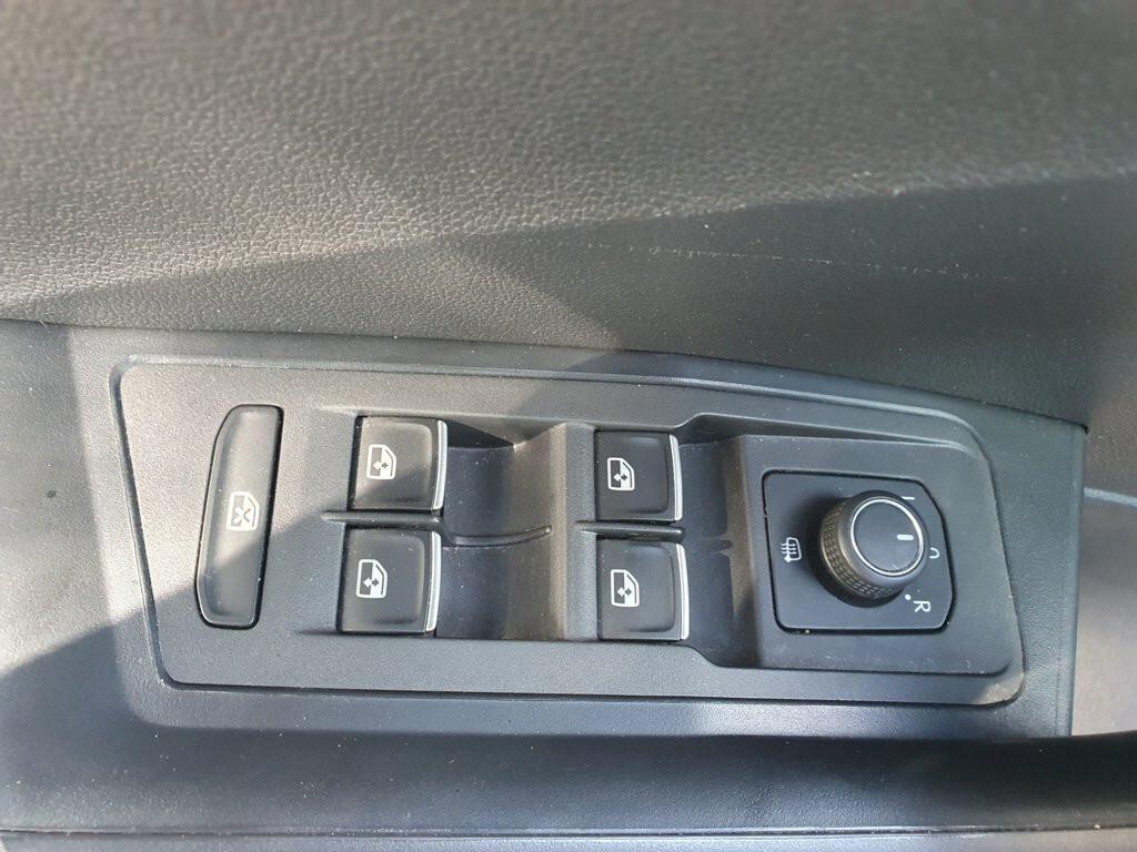 Volkswagen T-Roc 2.0 TDI 150cv DSG 4MOTION Business BlueMot. Tech.