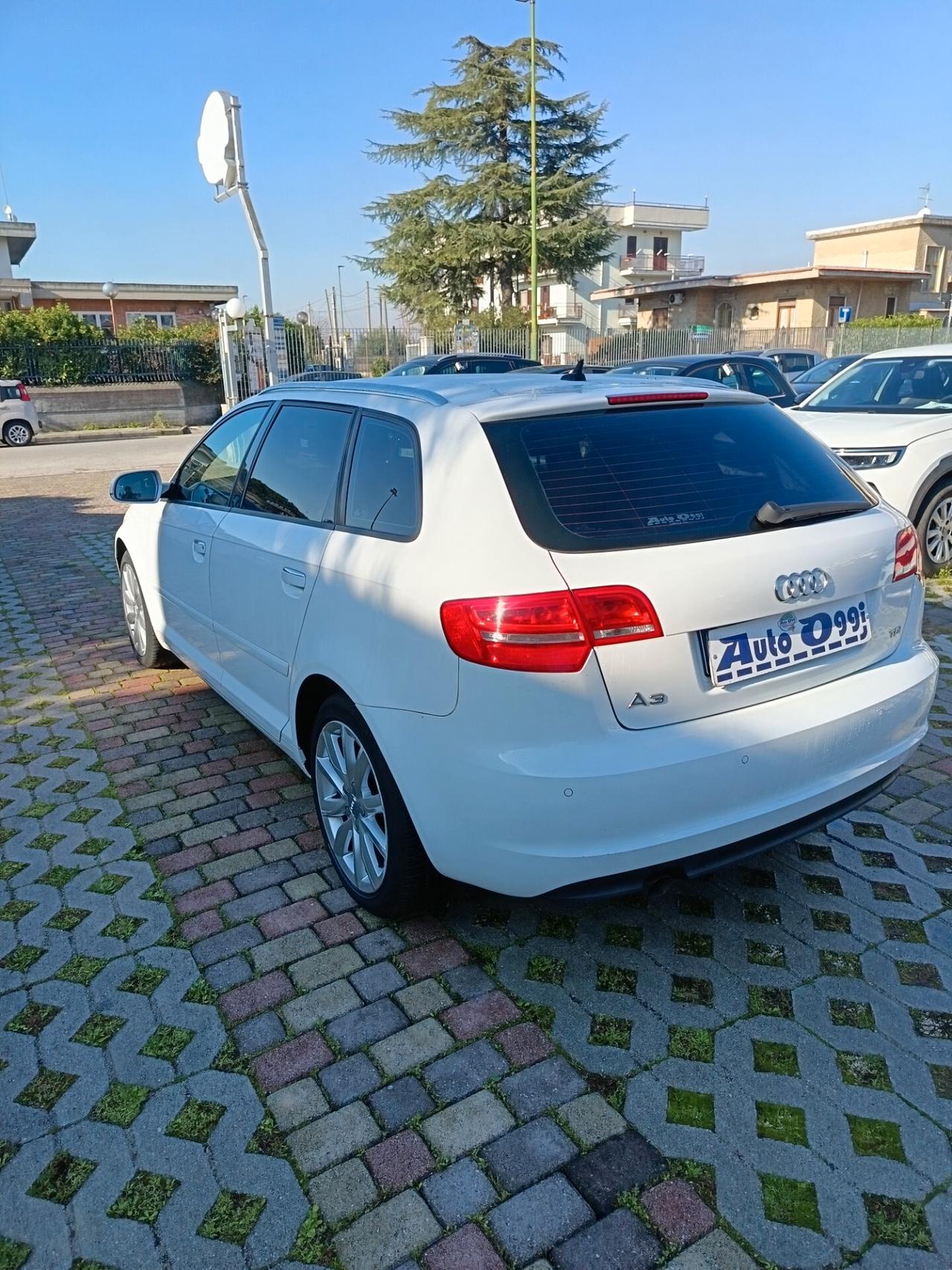 Audi A3 SPB 1.6 TDI 105 CV CR Ambition