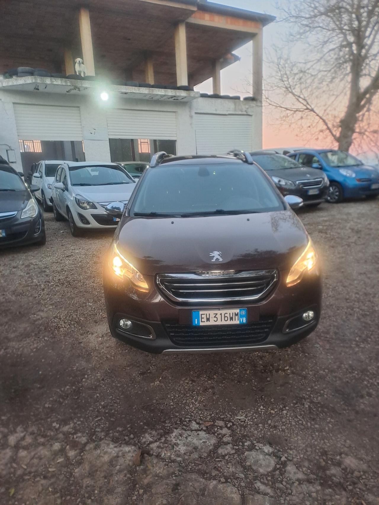 Peugeot 2008 1.6 e-HDi 92 CV Stop&Start Urban Cross