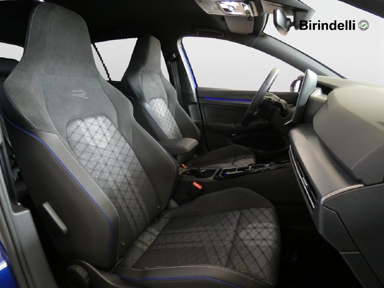 VOLKSWAGEN Golf 8ª serie - Golf 1.5 eTSI 150 CV ACT DSG R-Line