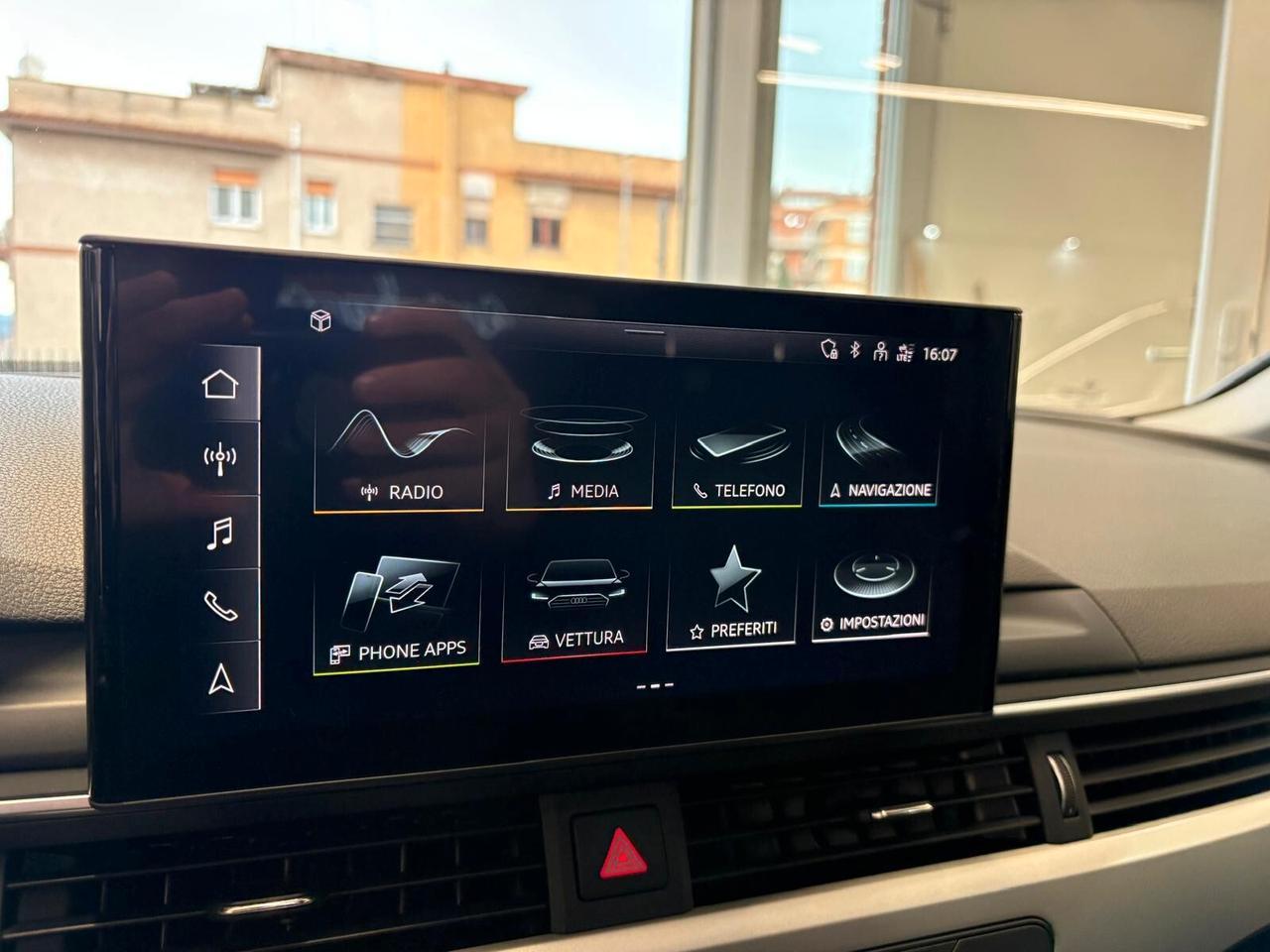 Audi A4 30 TDI/136 CV S tronic line edition